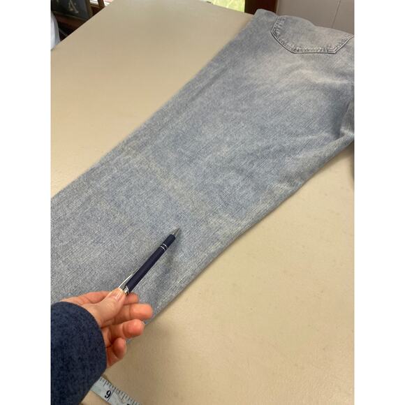 Talbots Simply Flattering Straight Leg Crop Jeans 16 Light Wash Blue Capri 37x26 - Picture 5 of 14